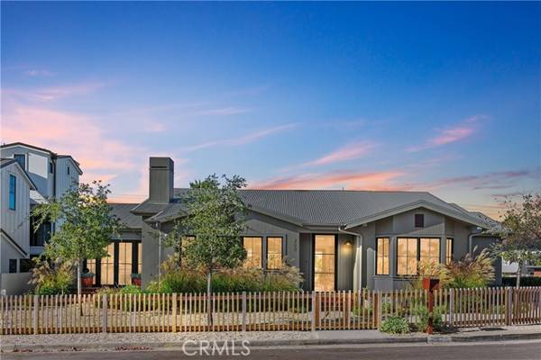 337 Holmwood Drive, Newport Beach, CA 92663