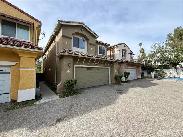 15841 Wyandotte Street, Van Nuys (los Angeles), CA 91406