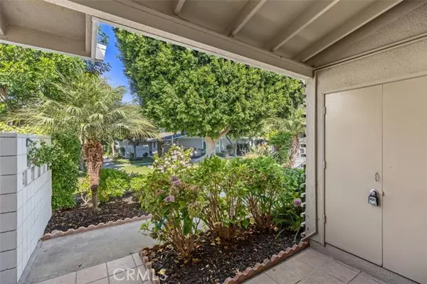 Laguna Woods, CA 92637,253 Calle Aragon #F