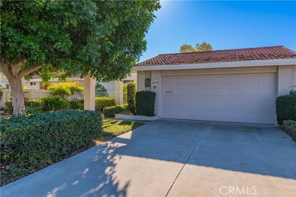 Laguna Woods, CA 92637,3209 Via Buena Vista #B