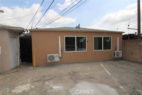 4986 Southern Avenue #E, South Gate, CA 90280