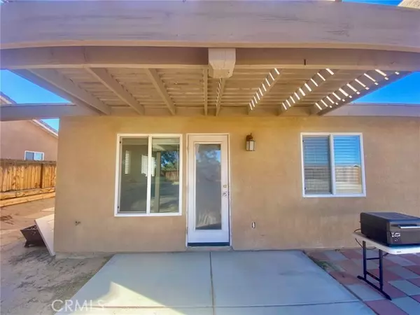 Twentynine Palms, CA 92277,5169 Split Rock Avenue