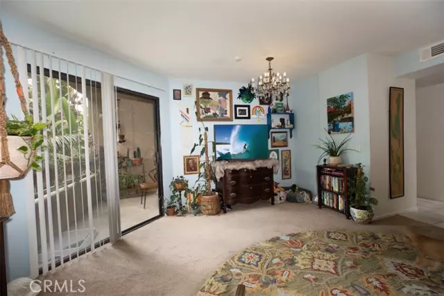 Long Beach, CA 90802,550 Orange Avenue #227