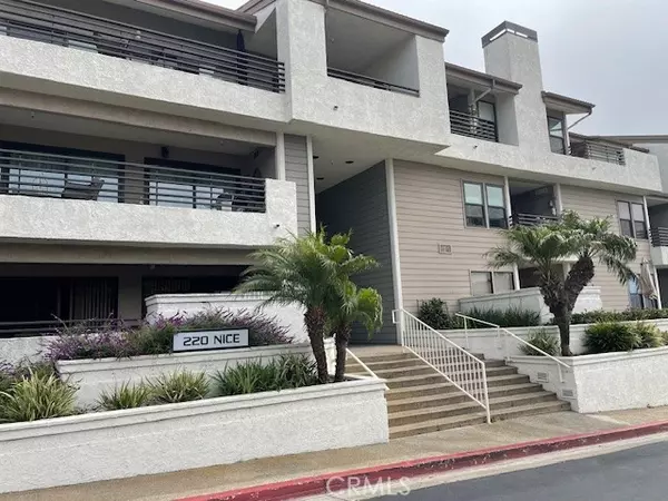 Newport Beach, CA 92663,220 Nice Lane #207