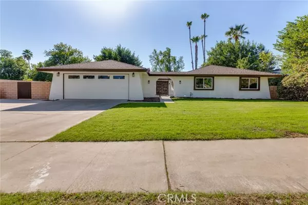 1190 Via Pintada, Riverside, CA 92507