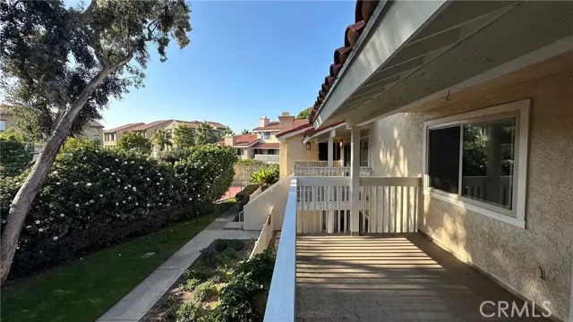 19215 Shoreline Lane #8, Huntington Beach, CA 92648