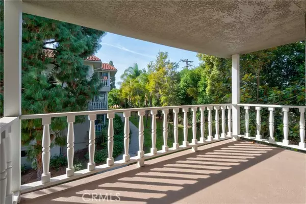 2405 Via Mariposa W #2D, Laguna Woods, CA 92637