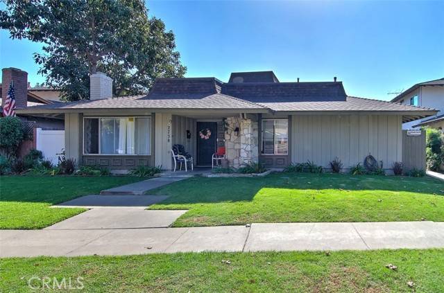 2738 W Keller Avenue, Santa Ana, CA 92704