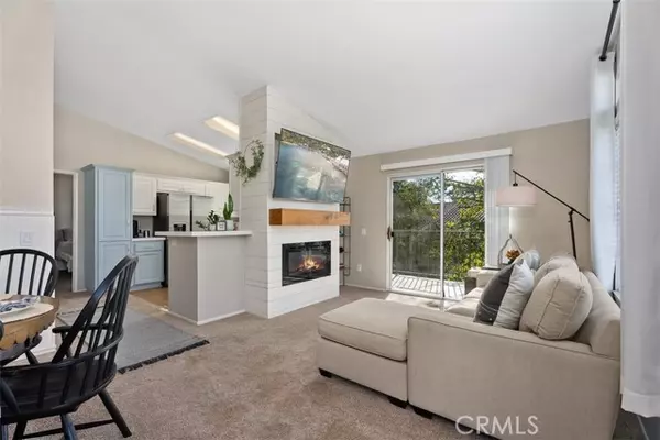 Rancho Santa Margarita, CA 92688,19 Carmesi