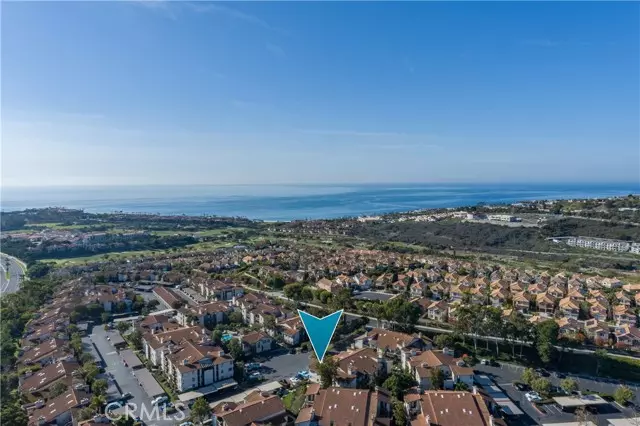 Dana Point, CA 92629,66 Corniche #D