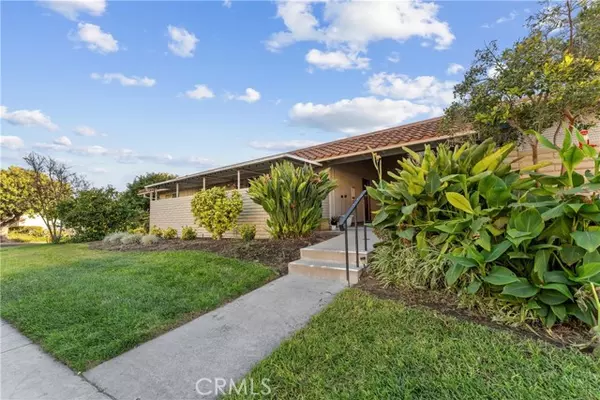 2171 Via Mariposa #N, Laguna Woods, CA 92637