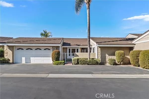 42 Lone Pine, Irvine, CA 92604