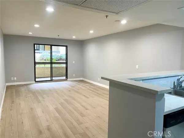 Pasadena, CA 91106,64 N Mar Vista Avenue #114