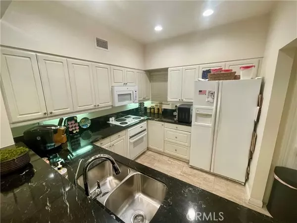 Dana Point, CA 92629,25422 Sea Bluffs Drive #103