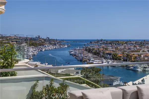 Corona Del Mar (newport Beach), CA 92625,1119 Dolphin