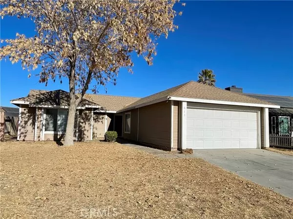 611 Twinberry Lane, Lancaster, CA 93534