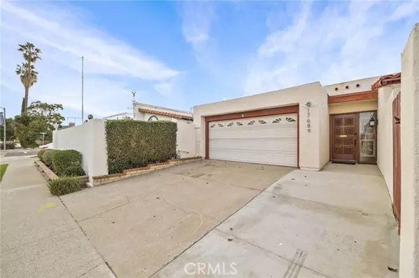 17689 Los Alamos Street, Fountain Valley, CA 92708