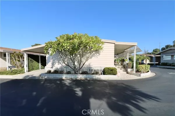 Yorba Linda, CA 92886,16959 Lake Ridge Way #209