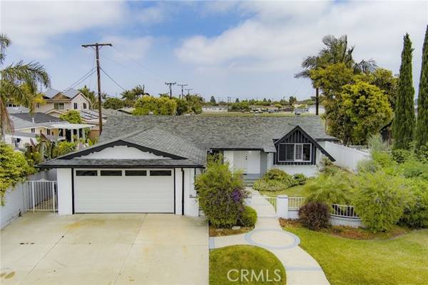 16082 Schryer Lane, Huntington Beach, CA 92649