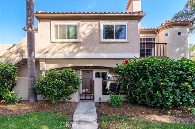 Huntington Beach, CA 92648,606 Lake Street #14