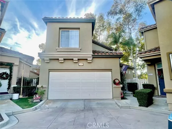 46 Calle De Felicidad, Rancho Santa Margarita, CA 92688