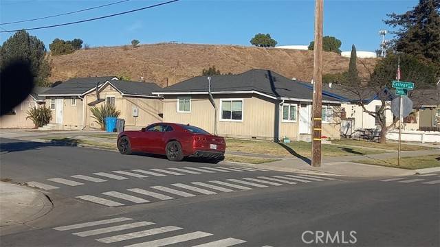 694 Central Avenue, Hollister, CA 95023