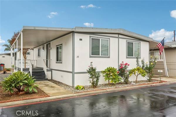 7850 Slater #38, Huntington Beach, CA 92647