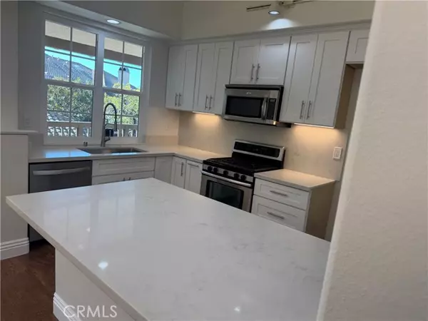 Tustin, CA 92782,13340 Savanna