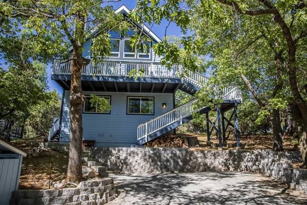 1216 Yosemite Drive, Lake Arrowhead, CA 92352