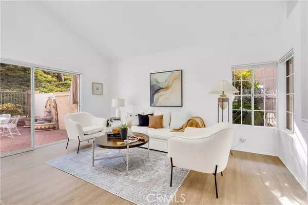 San Juan Capistrano, CA 92675,27444 Via Petra