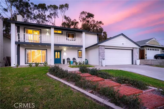 22806 Rumble Drive, Lake Forest (el Toro), CA 92630