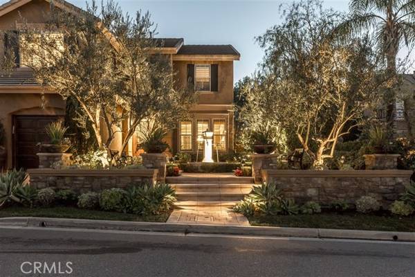 25 Sycamore Canyon Drive, Rancho Santa Margarita, CA 92679