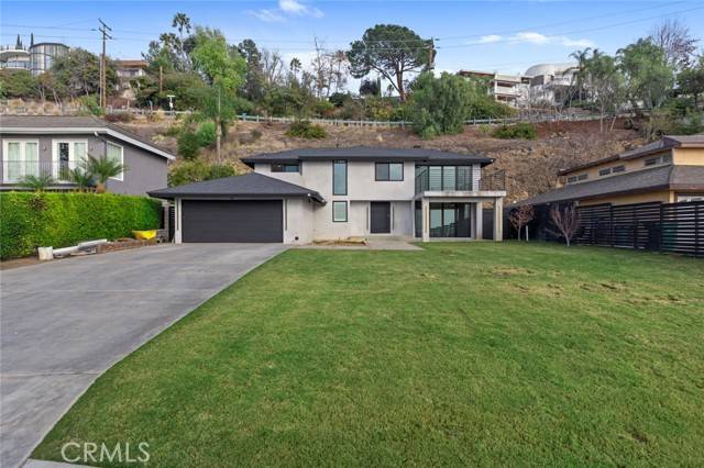 12270 Circula Panorama, Santa Ana, CA 92705