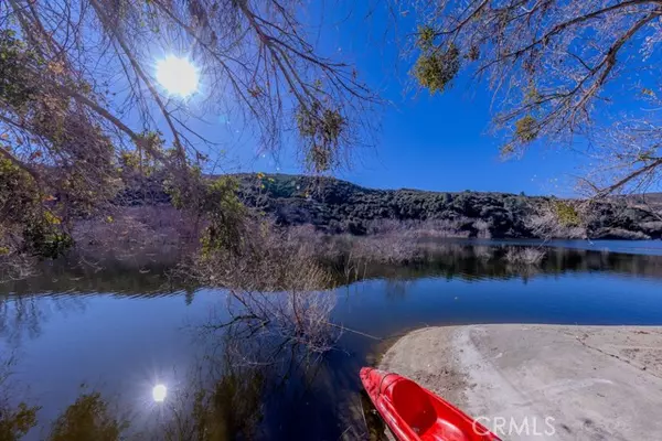 Lake Hughes, CA 93532,43680 Trail G