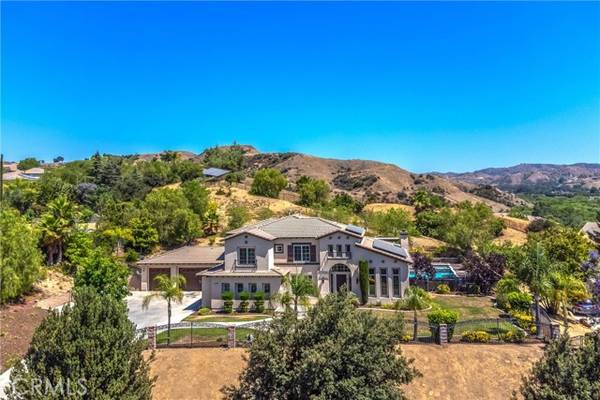 2109 Canyon View Lane, Redlands, CA 92373