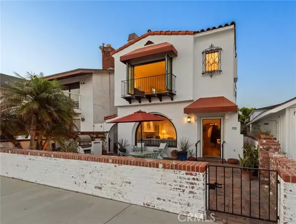 1305 E Balboa Boulevard, Newport Beach, CA 92661