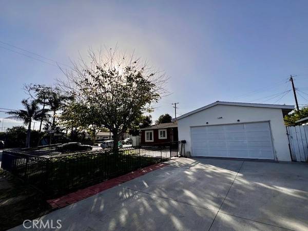 13331 Dapplegrey Road, Garden Grove, CA 92843