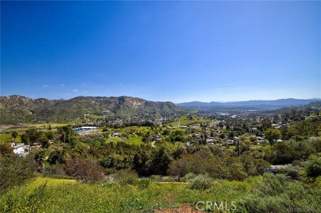 11642 Hi Ridge Road, Lakeside, CA 92040