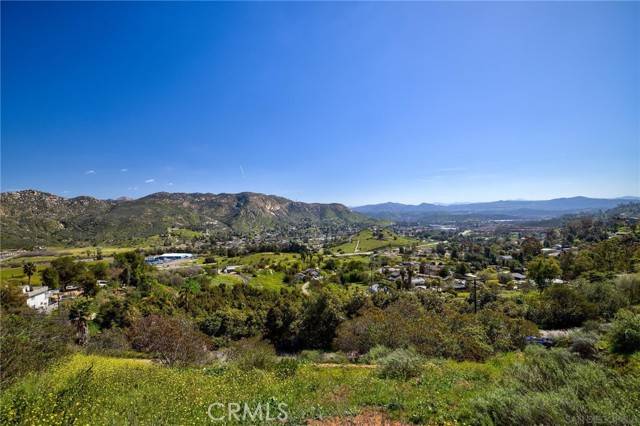 11642 Hi Ridge Road, Lakeside, CA 92040