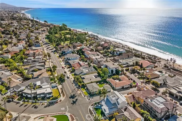 Dana Point, CA 92624,34781 Camino Capistrano