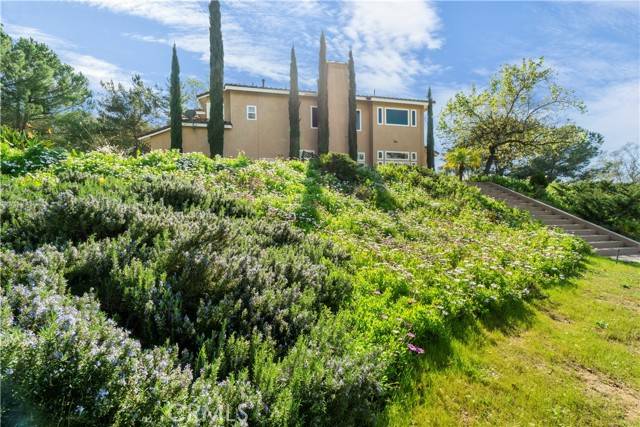 2576 Dortmund Place, Alpine, CA 91901