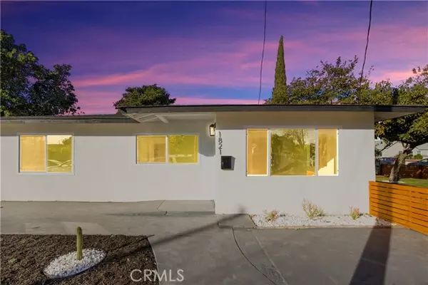 1821 W Pine Street, Santa Ana, CA 92703