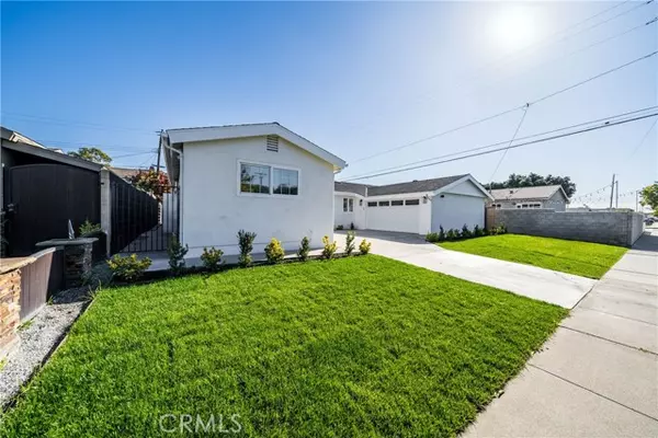 Huntington Beach, CA 92647,15352 Stanford Lane