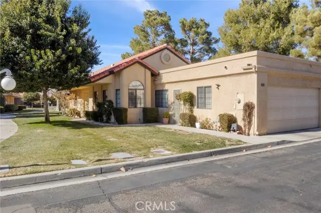 11636 Kerrie Way, Apple Valley, CA 92308