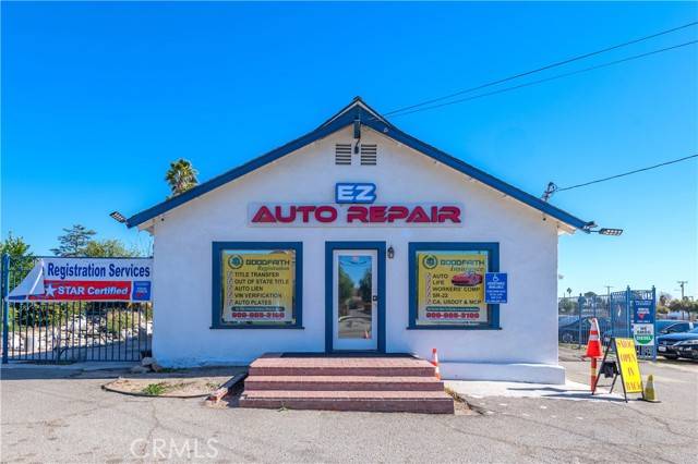 360 N Central Avenue, Upland, CA 91786