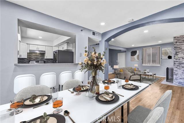 Glendale, CA 91206,520 N Louise Street #207