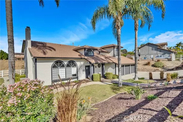 Riverside, CA 92504,15710 Streamview Court