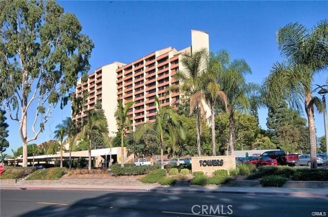 24055 Paseo Del Lago #1013, Laguna Woods, CA 92637
