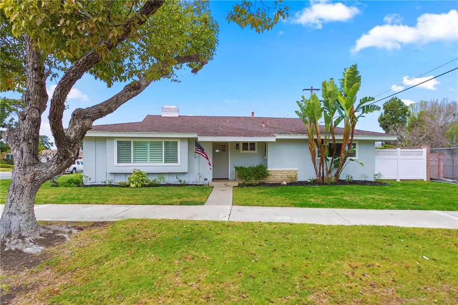 2520 Columbia Drive, Costa Mesa, CA 92626