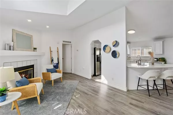 Huntington Beach, CA 92646,21851 Newland Street #137